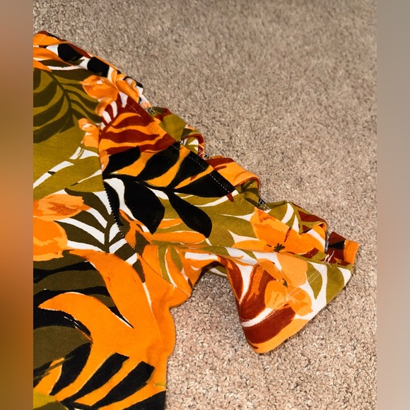 Ruby Rd. Multicolor Floral Top. Size L - Picture 11 of 12